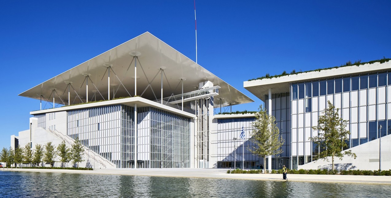 Αναστολή λειτουργίας του «Σταύρος Νιάρχος» και του «Golden Hall»