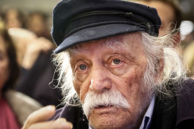 Μανώλης Γλέζος : Μεσίστια η σημαία στην Ακρόπολη σήμερα για τον ύστατο χαιρετισμό