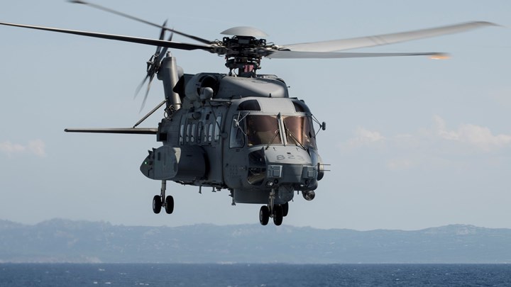 Συνετρίβη ελικόπτερο του ΝΑΤΟ ανοικτά της Κεφαλονιάς - Ανασύρθηκε ένας νεκρός - Έξι οι επιβαίνοντες - Νέες έρευνες με το πρώτο φως της ημέρας ΝΕΟΤΕΡΑ