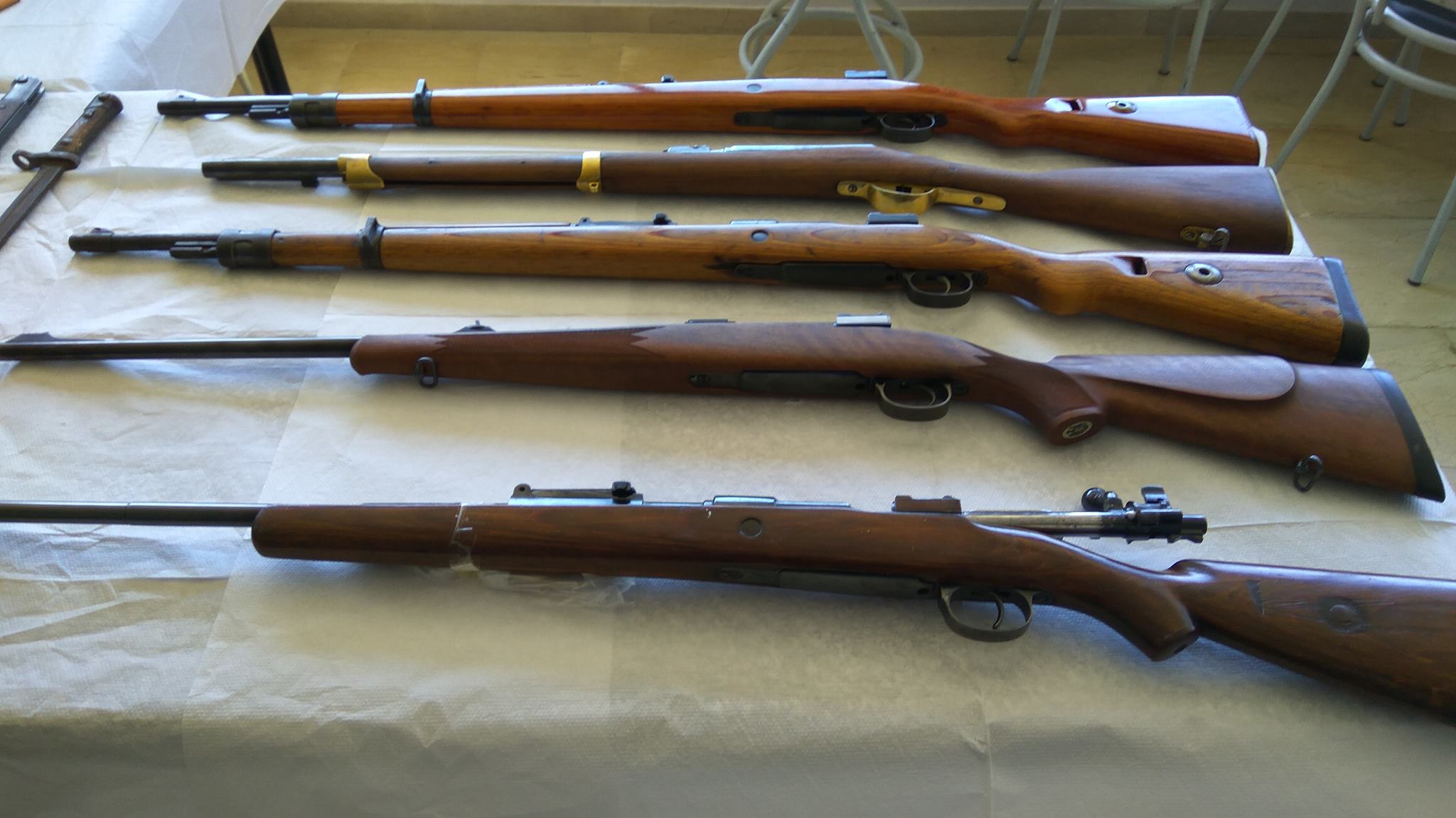 ΝΕΟΤΕΡΑ: Μεγάλη επιχείρηση της Ασφάλειας Πατρών - Που βρέθηκαν όπλα - Τέσσερις συλλήψεις