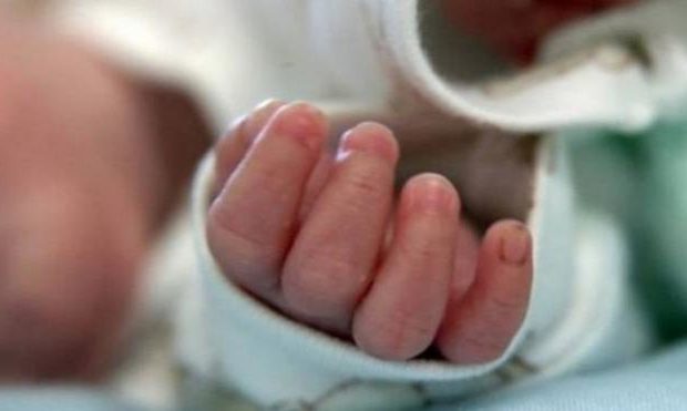 Κορονοϊός: Τρία βρέφη νοσηλεύονται στο "Ιπποκράτειο" Θεσσαλονίκης - Το ένα διασωληνωμένο