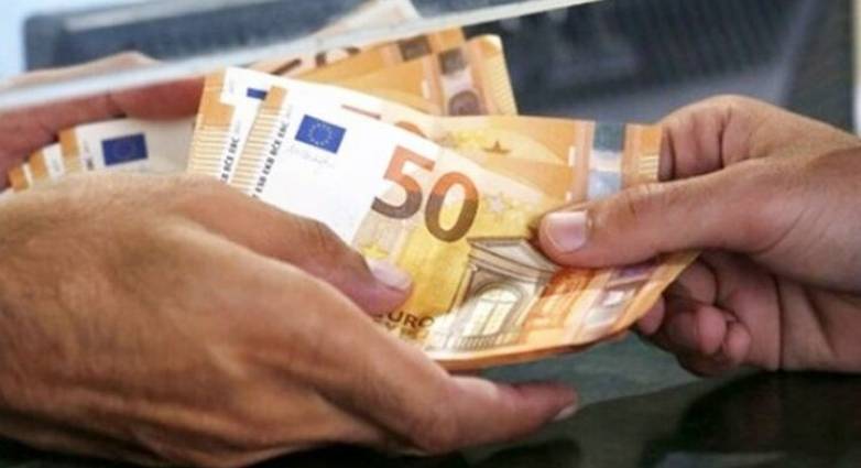 Αποζημίωση 800 ευρώ: Ξεκίνησε η δεύτερη πληρωμή - Ποιοι πληρώνονται