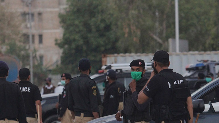 Πακιστάν: Ανθρωποκυνηγητό για τον δολοφόνο δύο εφήβων κοριτσιών