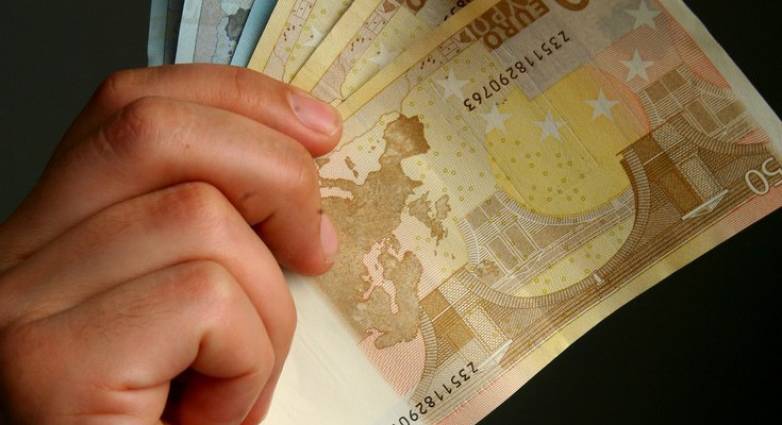 Επίδομα 534 ευρώ: Ξεκίνησαν οι αιτήσεις -Προθεσμίες και ημερομηνίες πληρωμών