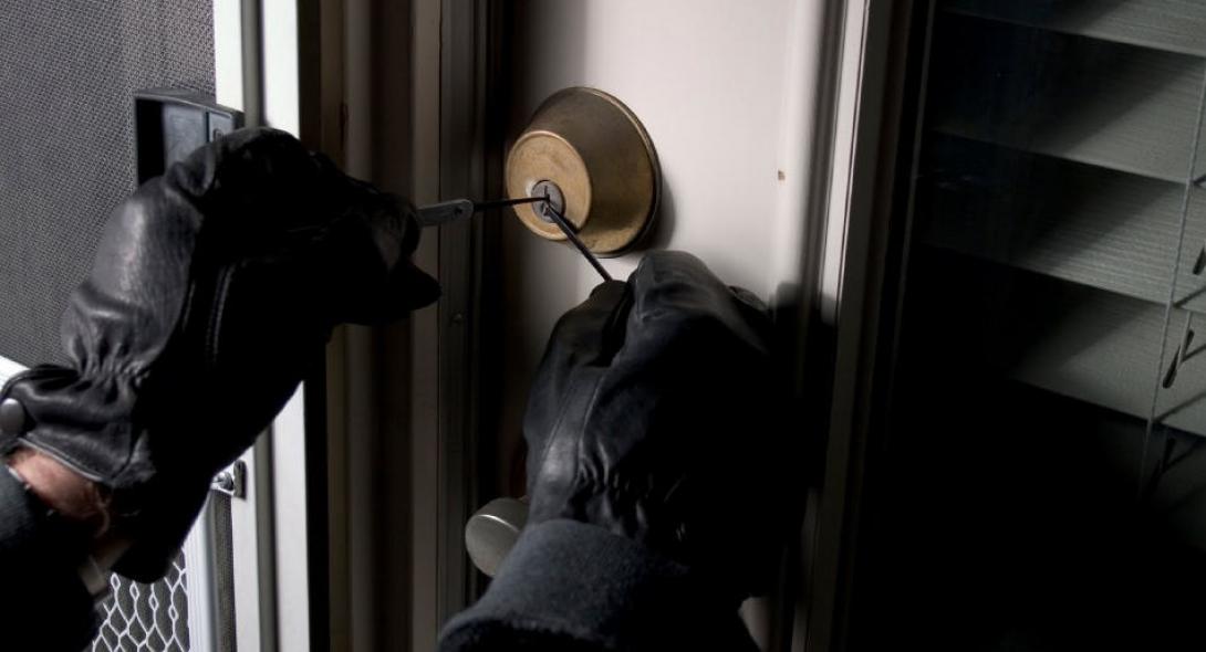 Πάτρα: Ο κλέφτης ήταν και διαρρήκτης!