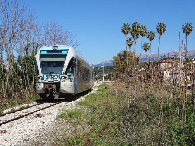Πάτρα: Επανέρχονται τα δρομολόγια του προαστιακού προς το Ρίο - Δηλώσεις Φαρμάκη