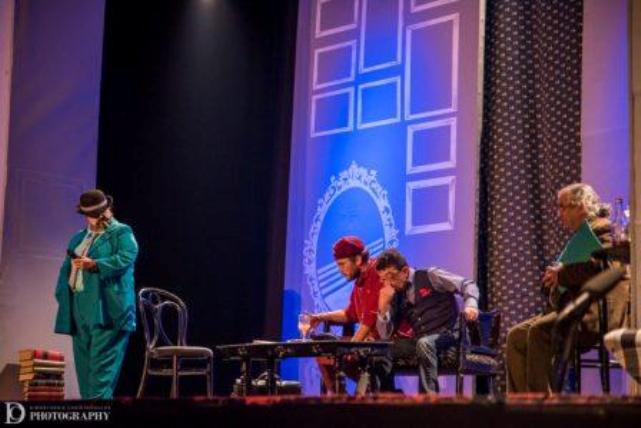 Ρεφενέ: Η παράσταση "Ω τι κουτοί, κουτοί” στο Super b