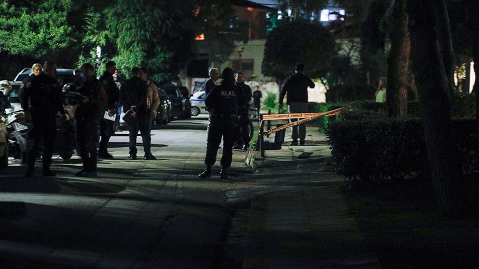 Μαφιόζικη εκτέλεση στη Βούλα: Θρίλερ με την ταυτότητα του 45χρονου θύματος