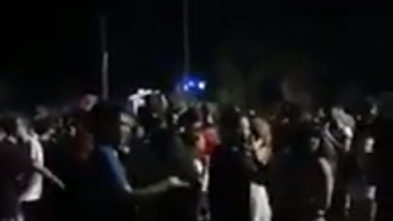 Πάτρα: Εστησαν κι άλλο πάρτι με εκατοντάδες νέους στην περιοχή του Φάρου, μετά από αυτό της Πλαζ με τα 1.000 άτομα!