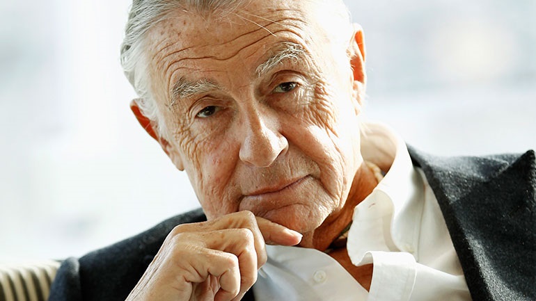 Πέθανε ο σκηνοθέτης Τζόελ Σουμάχερ