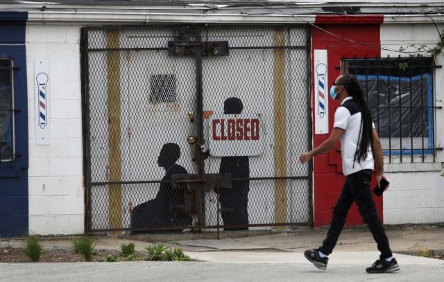 ΗΠΑ: Χάθηκαν 2,7 εκατ. θέσεις εργασίας στον ιδιωτικό τομέα τον Μάιο λόγω κορονοϊού