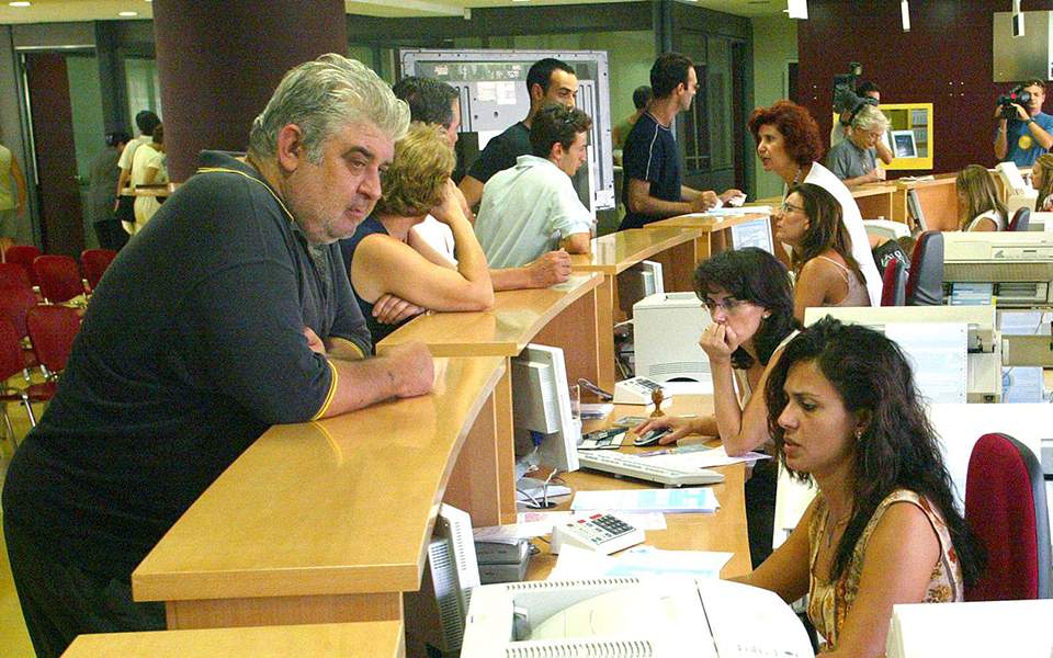 Σε 12 δόσεις η καταβολή φορολογικών υποχρεώσεων ... για "κορονοϊόπληκτους"