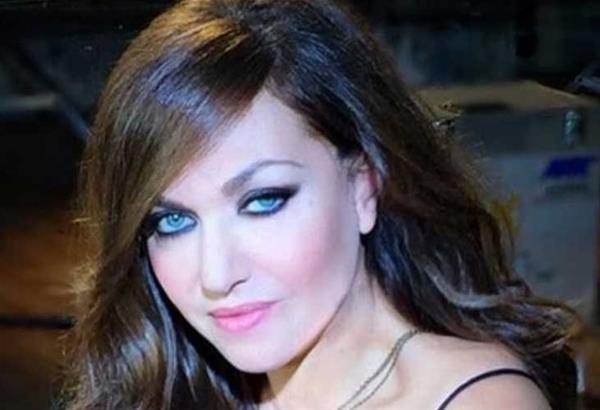 Η Γαρμπή τρολάρει τα θέματα της Έκθεσης στις Πανελλήνιες με ατάκα από… Ντόλτσε Βίτα - ΒΙΝΤΕΟ