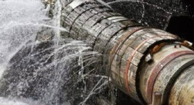 Χωρίς νερό επτά περιοχές της Πάτρας - Βλάβη σε κεντρικό αγωγό