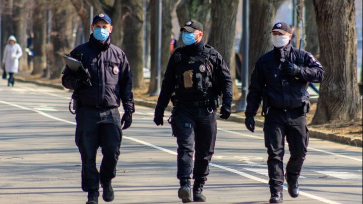 Ουκρανία: Ένοπλος κρατά 20 ομήρους σε λεωφορείο