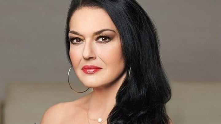 Ελένη Φιλίνη έγινε ξανθιά με κοντά μαλλιά - ΦΩΤΟ