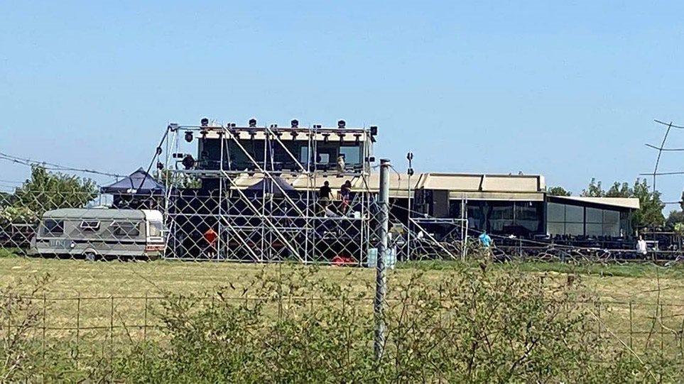 Συναυλία του Κ. Αργυρού στην Κουρούτα, σήμερα, ξεσηκώνει τους κατοίκους που φοβούνται νέα κρούσματα κορονοϊού