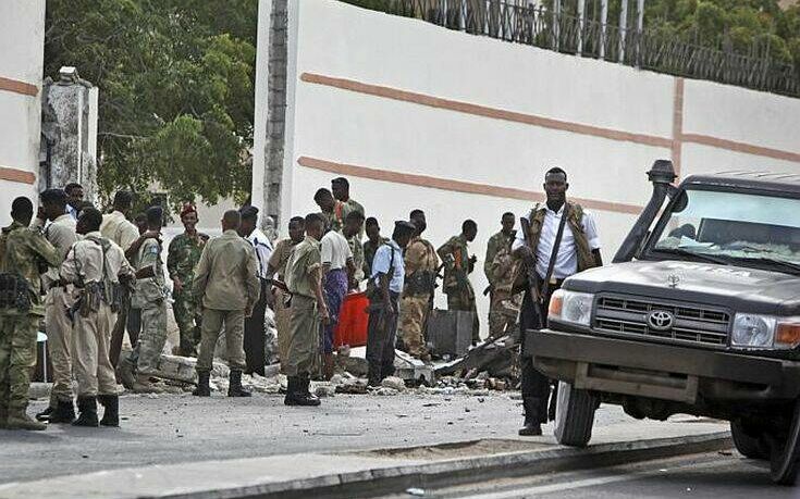 Σομαλία: Έκρηξη σε ξενοδοχείο στο Μογκαντίσου. Τουλάχιστον 5 νεκροί