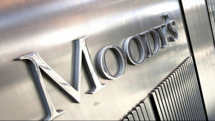 Moody’s: Το αξιόχρεο της Ελλάδας είναι ανθεκτικό παρά την πτώση του τουρισμού