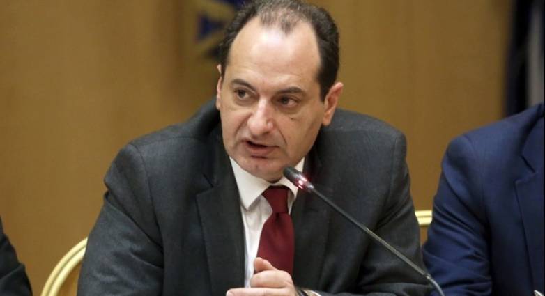 Σπίρτζης: Επιτελικό χάος, μία εβδομάδα πριν την τυπική έναρξη των σχολείων