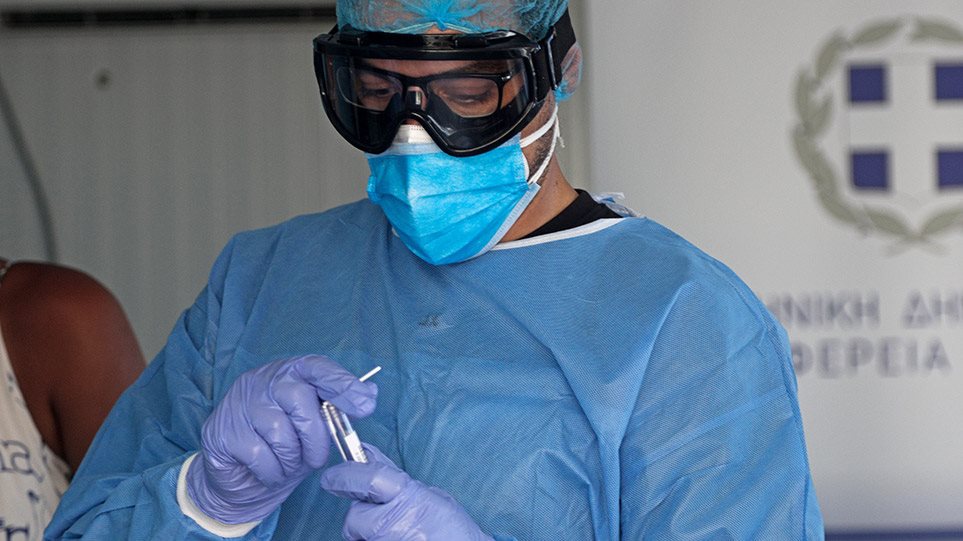 Κορονοϊός: Αυξάνονται οι θάνατοι - Κατέληξαν τρεις ηλικιωμένοι σήμερα