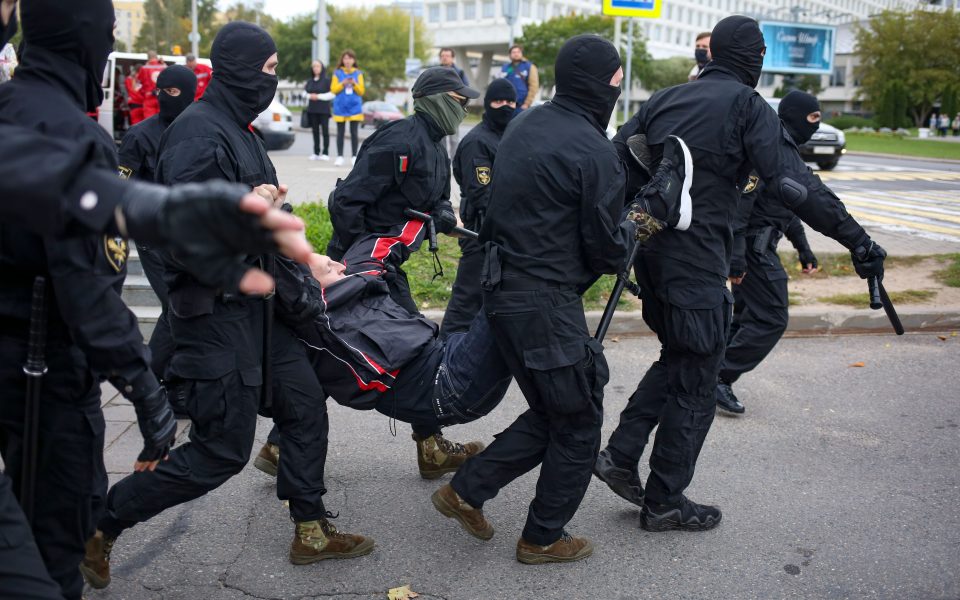 Λευκορωσία: Συλλήψεις και δακρυγόνα από την αστυνομία