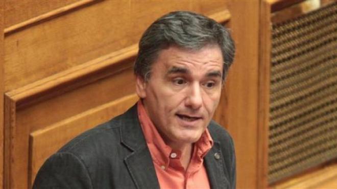 E.Τσακαλώτος: Αν δεν προβληματίζει τον κ. Γεωργιάδη η ύφεση 15.2 % απορώ τι θα τον προβλημάτιζε