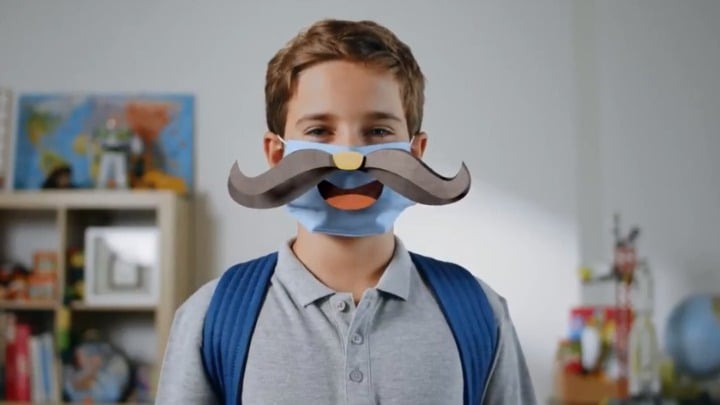 Νέα ενημερωτική καμπάνια: "Οι μάσκες που χαμογελούν όπως αυτοί που αγαπάς”