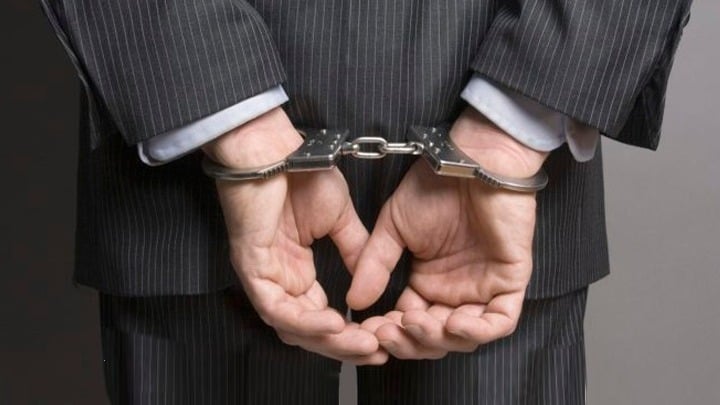 Γερμανός γιατρός κατηγορείται ότι νάρκωνε και βίαζε ασθενείς του