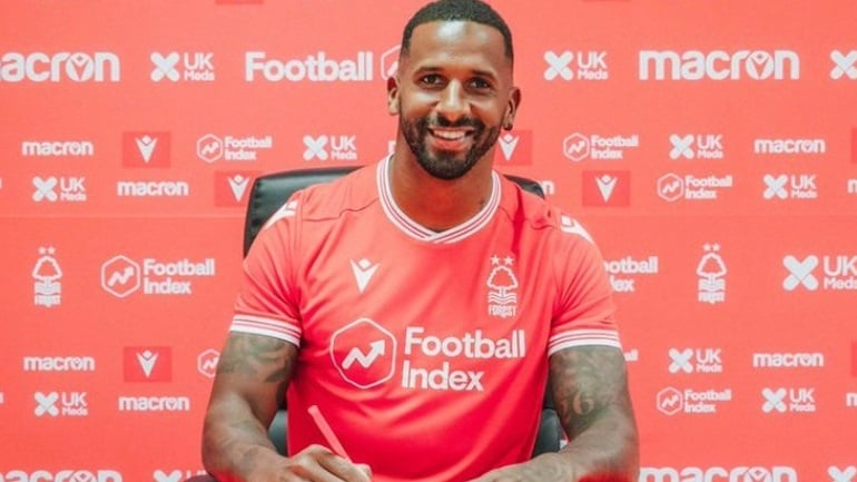 Υπέγραψε στη Νότιγχαμ ο Καφού