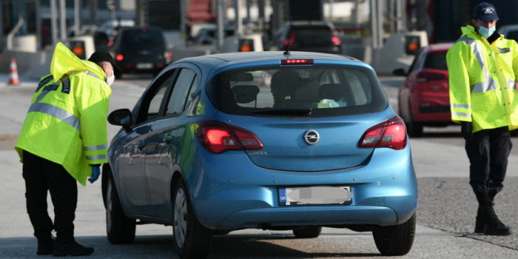 Κορονοϊός: Πόσα άτομα επιτρέπονται σε αυτοκίνητα και ταξί - Τι ισχύει για την Αχαΐα