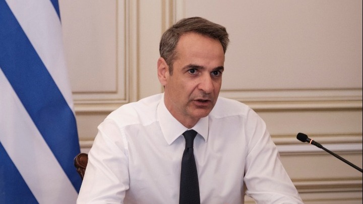 Πλήρης στήριξη Μητσοτάκη στον Μακρόν