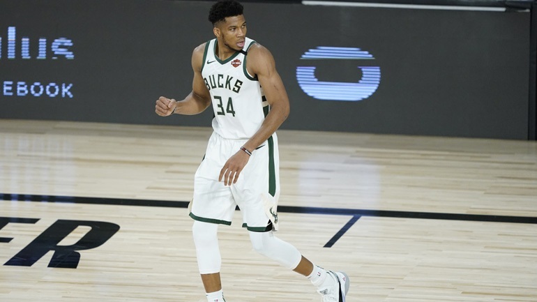 Αντετοκούνμπο: «Για πολλά χρόνια στους Μπακς, αν πάρουν τη σωστή απόφαση»