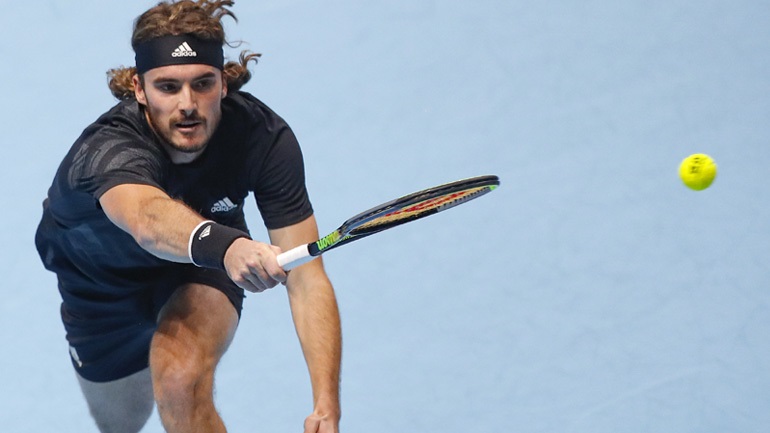 Έχασε από τον Ναδάλ και αποκλείστηκε από το ATP Finals ο Τσιτσιπάς