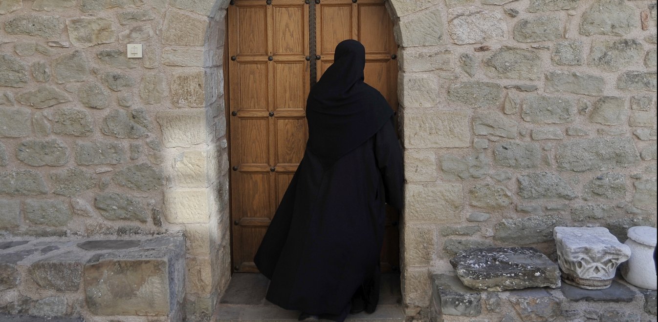 Μοναχή νεκρή σε μονή με κρούσματα κορονοϊού στην Αλεξανδρούπολη