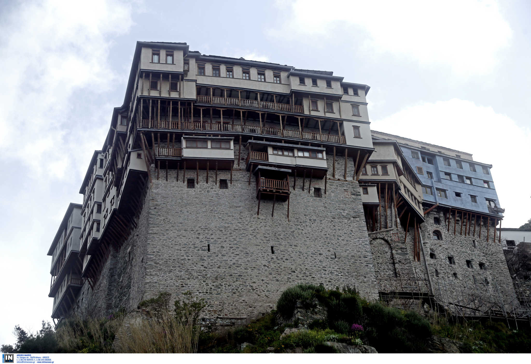 Απαγόρευση προσκυνηματικών επισκέψεων στο Άγιο Όρος ως το τέλος του μήνα