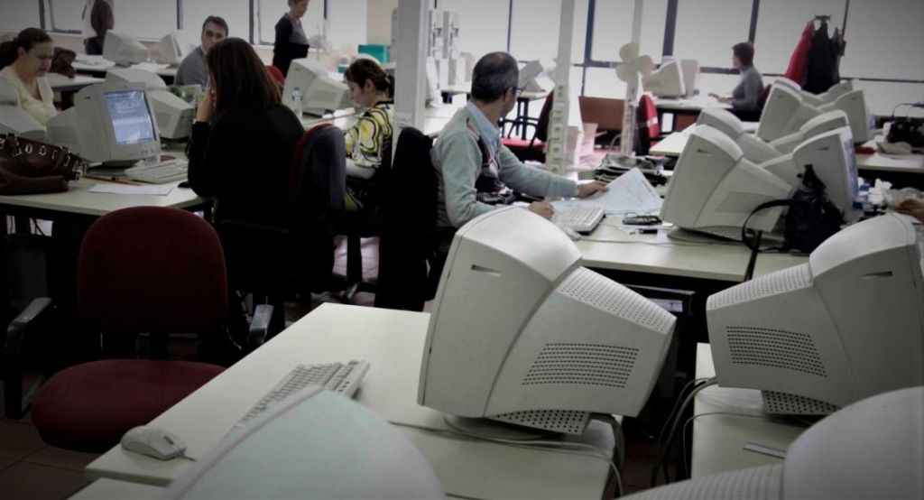 Μεγάλες ανατροπές για τους εργαζόμενους - Ποιοι θα πάρουν αυξήσεις - Σε ποιους μειώνονται οι εισφορές