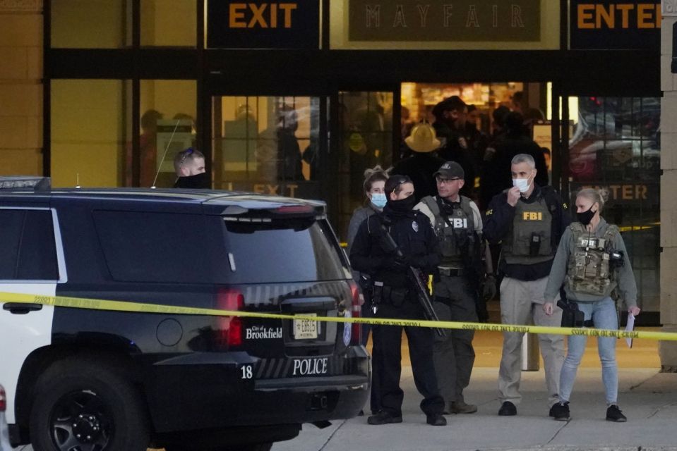 Μιλγουόκι : Χειροπέδες σε 15χρονο για τους πυροβολισμούς σε εμπορικό κέντρο με 8 τραυματίες