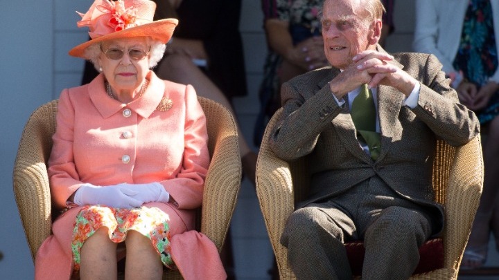 73 χρόνια γάμου για τη βασίλισσα Ελισάβετ και τον πρίγκιπα Φίλιππο