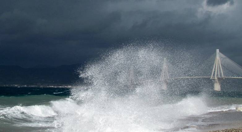 Δ. Ελλάδα: Έκτακτο δελτίο επιδείνωσης του καιρού - Ισχυρές βροχές και καταιγίδες