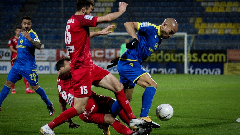 Έμεινε όρθιος στην Τρίπολη ο Βόλος, πήρε την ισοπαλία (1-1) από τον Αστέρα με γκολ στις καθυστερήσεις