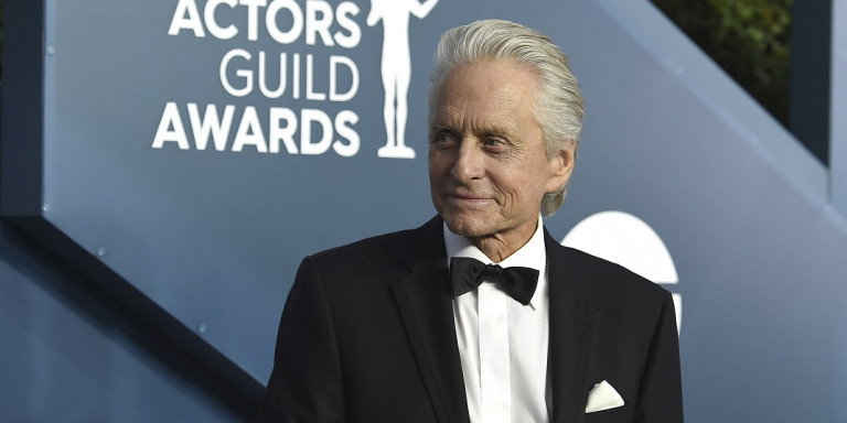 Ο Μάικλ Ντάγκλας έγινε ξανά παππούς και μας συστήνει τον εγγονό του