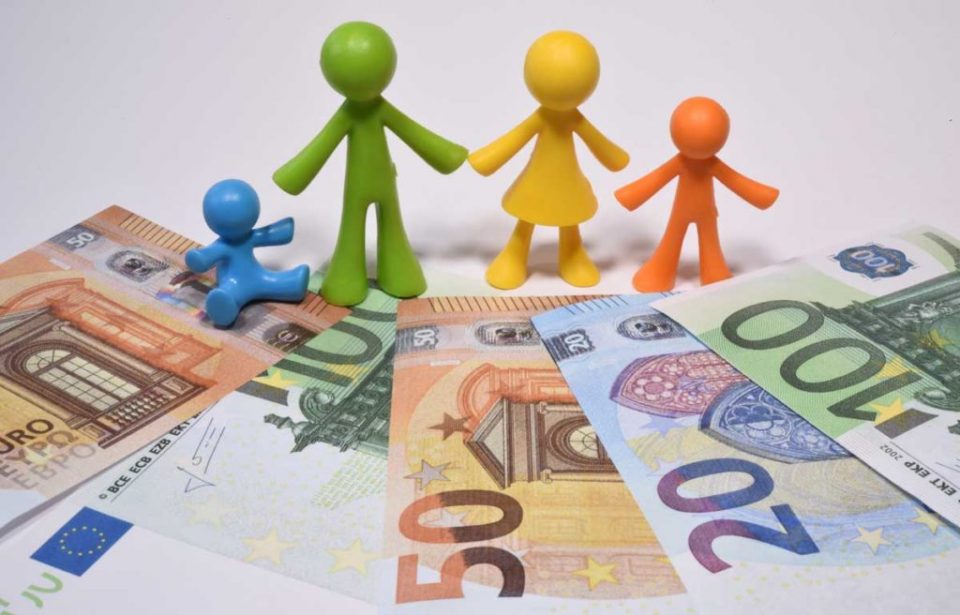 Επίδομα παιδιού: Πότε θα καταβληθεί η τελευταία δόση