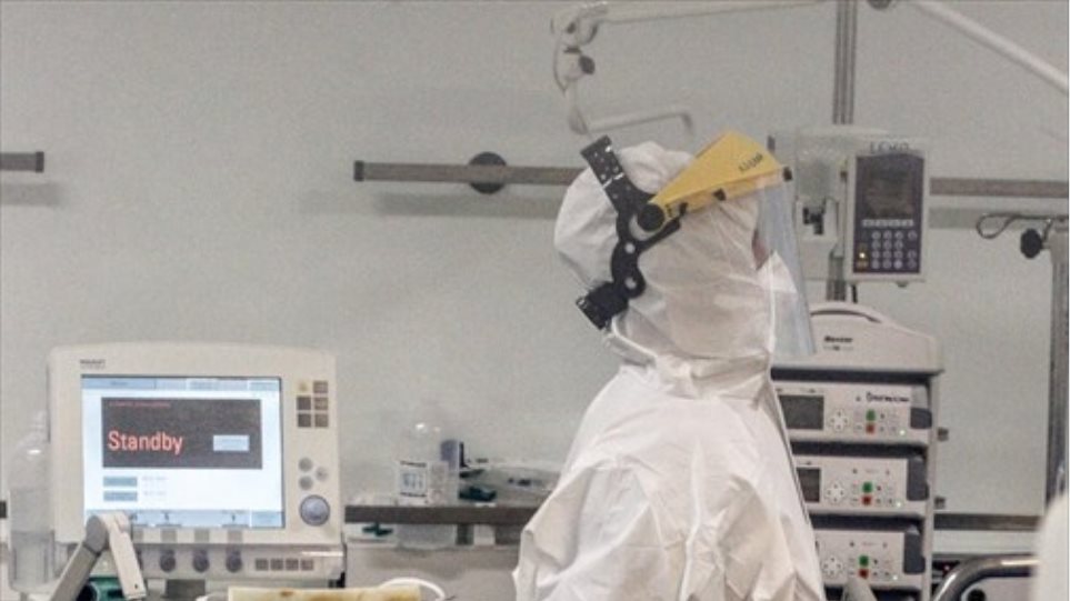 Εβραίος γιατρός μιλά για τον ασθενή με τα ναζιστικά τατουάζ