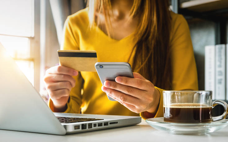 Αποδείξεις: Τα σενάρια που εξετάζονται για τις αλλαγές στο μέτρο των δαπανών με ηλεκτρονικό χρήμα