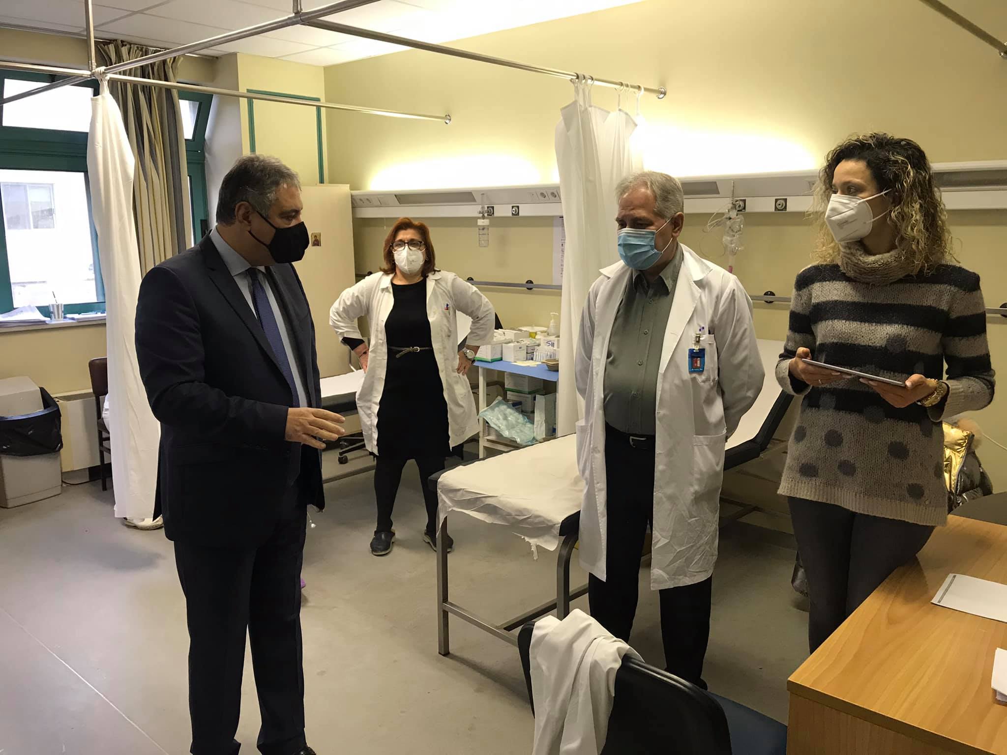 Ηλεία: Στο νοσοκομείο του Πύργου ο Διοικητής της 6ης ΥΠΕ Γιάννης Καρβέλης