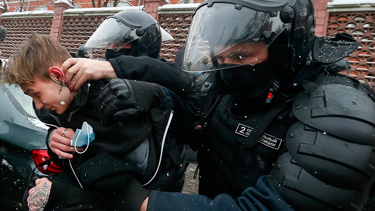 Περισσότερες από 4.400 συλλήψεις στη Ρωσία κατά τη διάρκεια των διαδηλώσεων υπέρ του Ναβάλνι