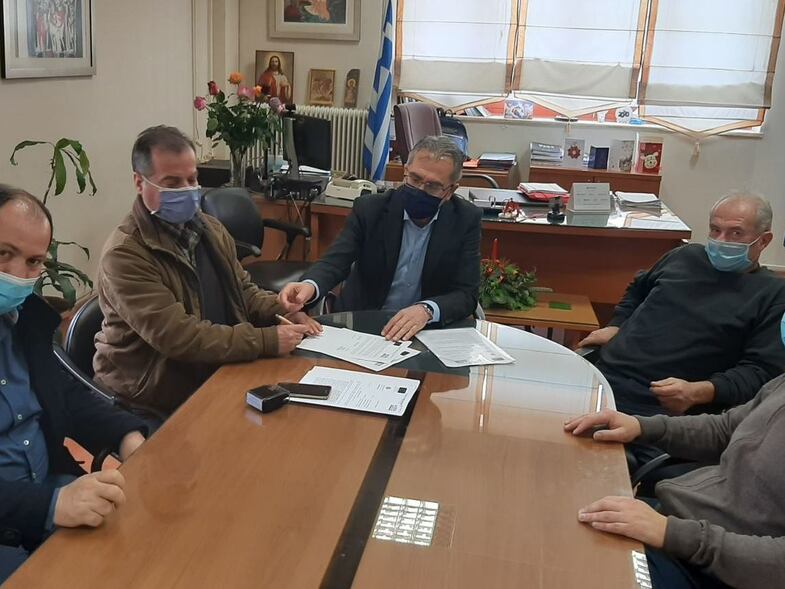 Ερύμανθος: Υπεγράφη η σύμβαση για την Β’ φάση ανάπλασης της Χαλανδρίτσας