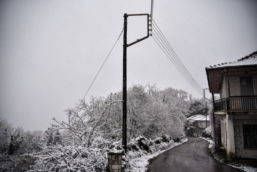 ΔΕΔΔΗΕ: Περίπου 38.000 νοικοκυριά και επιχειρήσεις έχουν ήδη ηλεκτροδοτηθεί