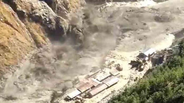 Κατάρρευση τμήματος παγετώνα στην Ινδία: 14 νεκροί ο νεότερος απολογισμός